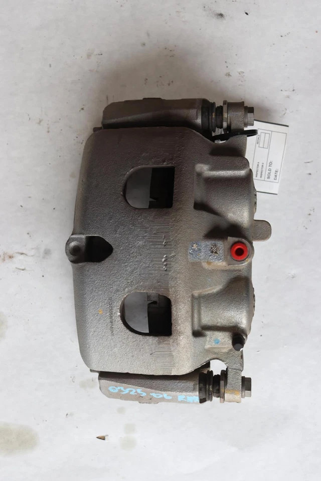 Pinza de freno trasera derecha Chevy Silverado 2500 HD 2020-2023 OEM Foto 4 de 4