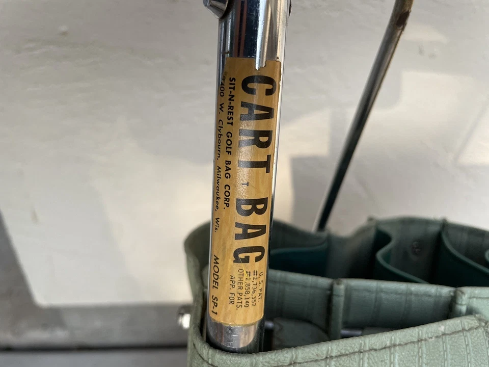 RARE VTG 1950’s Sit N Rest Golf Club Bag Rolling Push/Pull Cart Green - Image 2 of 4