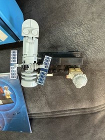 LEGO Women of NASA 21312 w/ Box Manual & 4 Minifigures LEGO Ideas Set