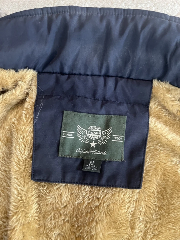 Outdoors Tribe Men’s Vest Size XL - Image 3 of 4