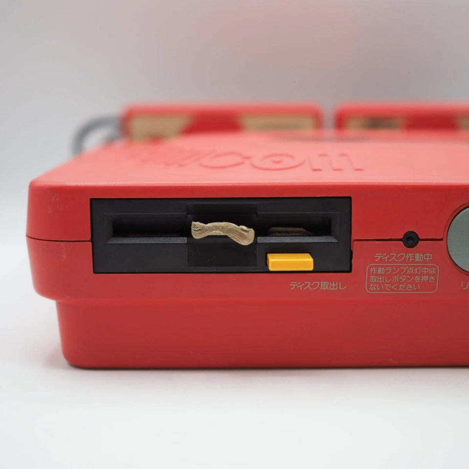 Sistema de console Sharp Twin Famicom AN-500R vermelho + folha de proteção de cabeça magnética - Imagem 4 de 4