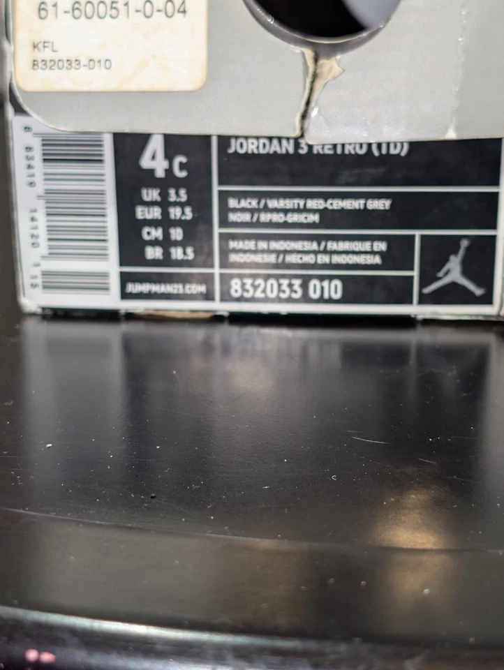 Nike Niño 4c Air Jordan 3 Negro Cemento 2011 Gris Niños Con Caja Muy Bueno Foto 2 de 4