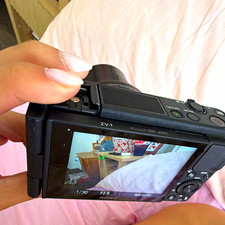 Sony ZV-1 Compact Camera Black 20.1MP 4K Zeiss Vario-Sonnar 3x Zoom
