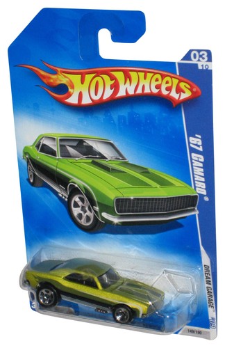 Hot Wheels Dream Garage '09 Green '67 Camaro Toy Car 149/190