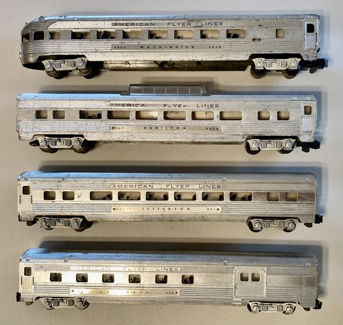 American Flyer Lines 960, 961, 962, 963 Set of Satin Silver Streamlined Coaches!