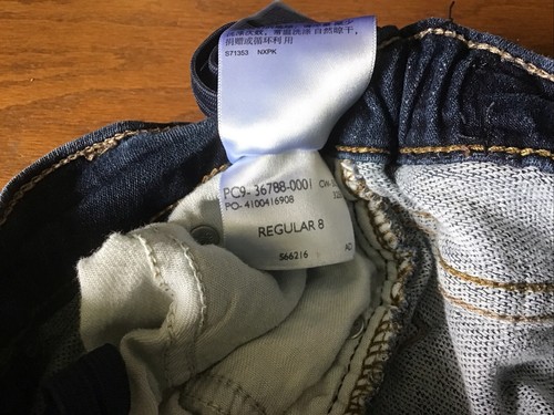 Levi’s Signature Blue Denim Jeans Boys Athletic Size 8 Adjustable Waist - Picture 3 of 5
