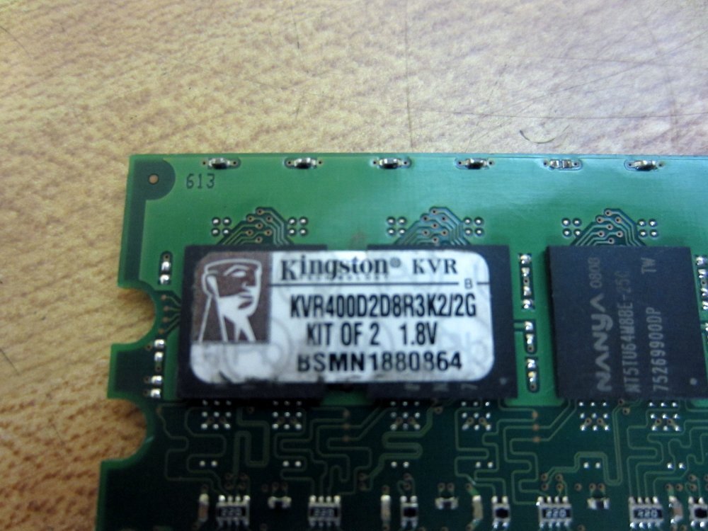 Kingston KVR400D2N3K2/2G メモリー 2GBキット Kingston KVR400D2D8R3K2/2G Kit of 2 Memory Module KVR400D2D8R3K22G