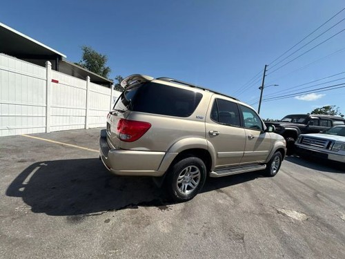2005 Toyota Sequoia SR5 Sport Utility 4D - Picture 4 of 12