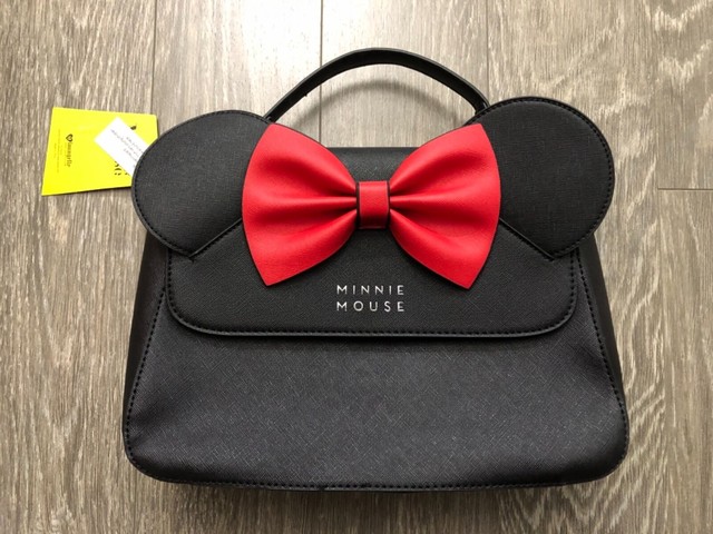 loungefly minnie mouse crossbody