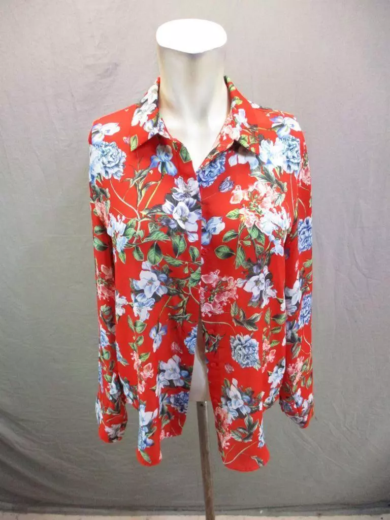 H&m red top floral shirt