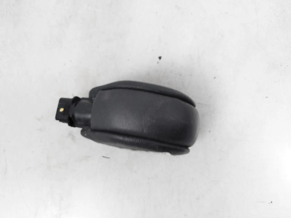 19 20 21 Subaru Ascent Shift Knob Assy 35160Al01a - Image 2 of 4