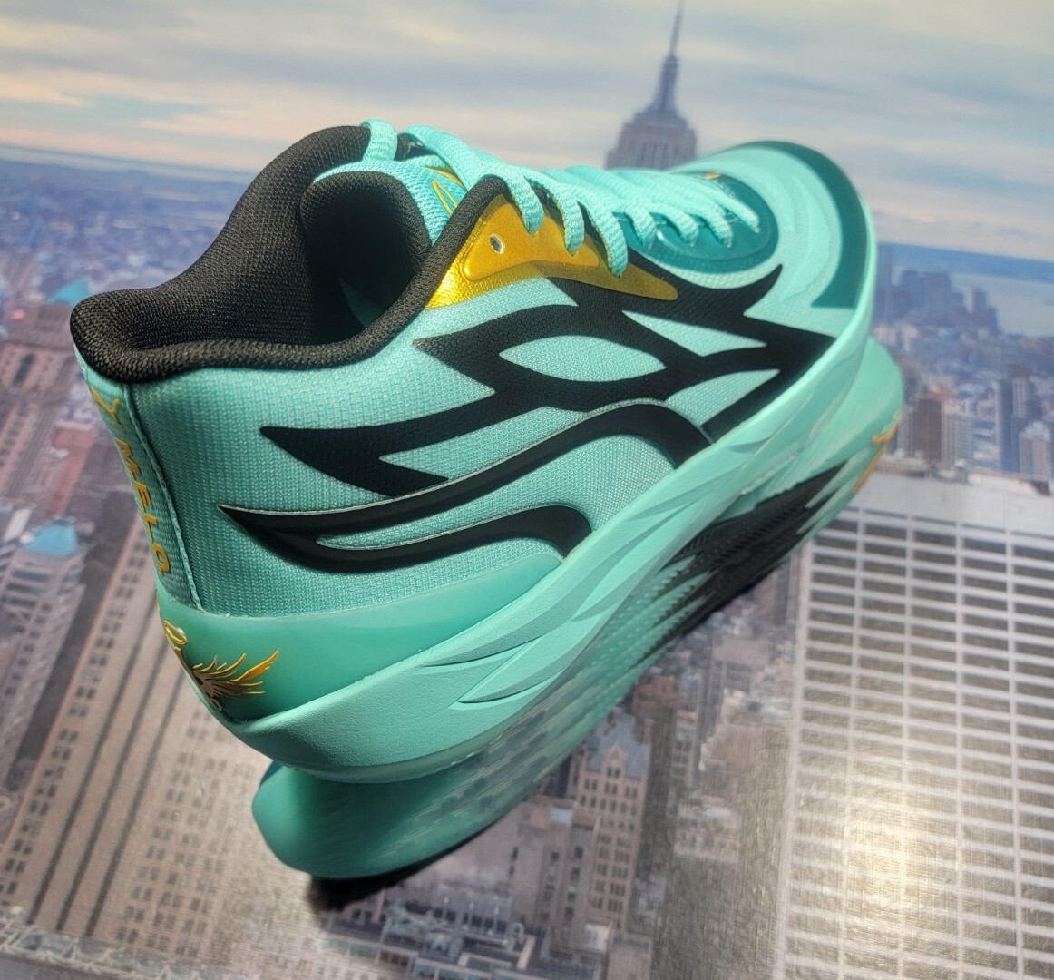 Puma LaMelo Ball MB.02 Honeycomb Elektro Aqua Mens Size 10 377590