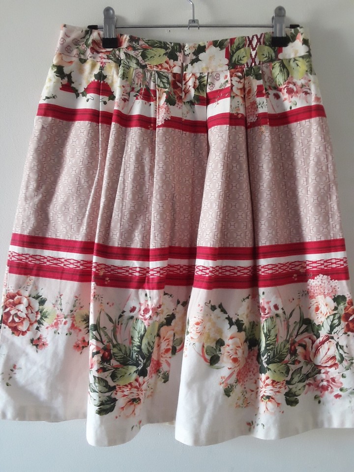 Cue  Skirt  Womens Size  8  Fit and Flare  Floral Lined Pleated Pockets Party