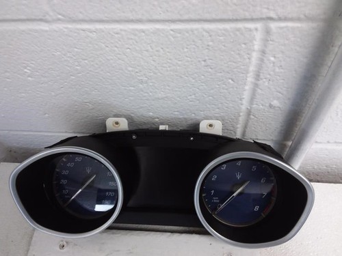 Maserati Ghibli 2015 Speedometer P/N 6700030640 Photo - $135
