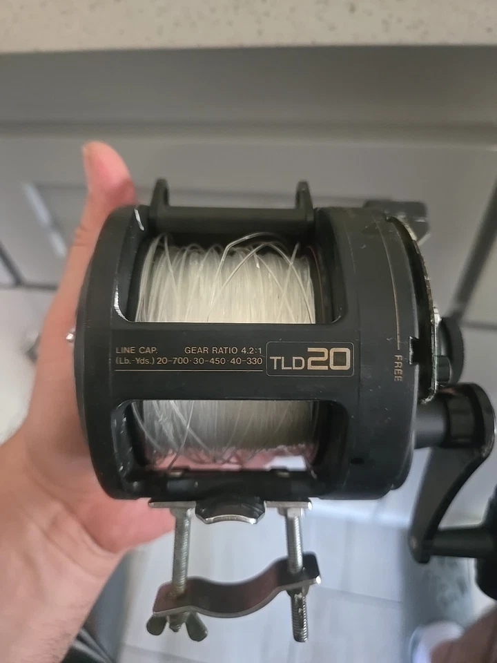 CARRETE DE PESCA CONVENCIONAL SHIMANO TRITON TLD20 PALANCA ARRASTRE JAPÓN Foto 2 de 4