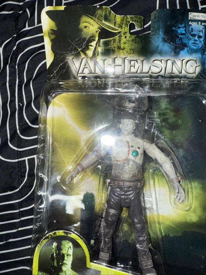 Figura de acción Van Helsing Monster Slayer Frankenstein’s Monster nueva en caja 2004 Foto 3 de 4