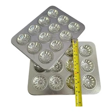 2 Vintage Baking Pan Tins Mini Bundt Tart Muffin Choc Molds Daisy 1.5" Dia.