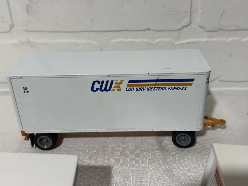 1:64 Lot of Semi Truck Tractor Trailers Dollies Winross Ertl PEM - Image 3 of 4