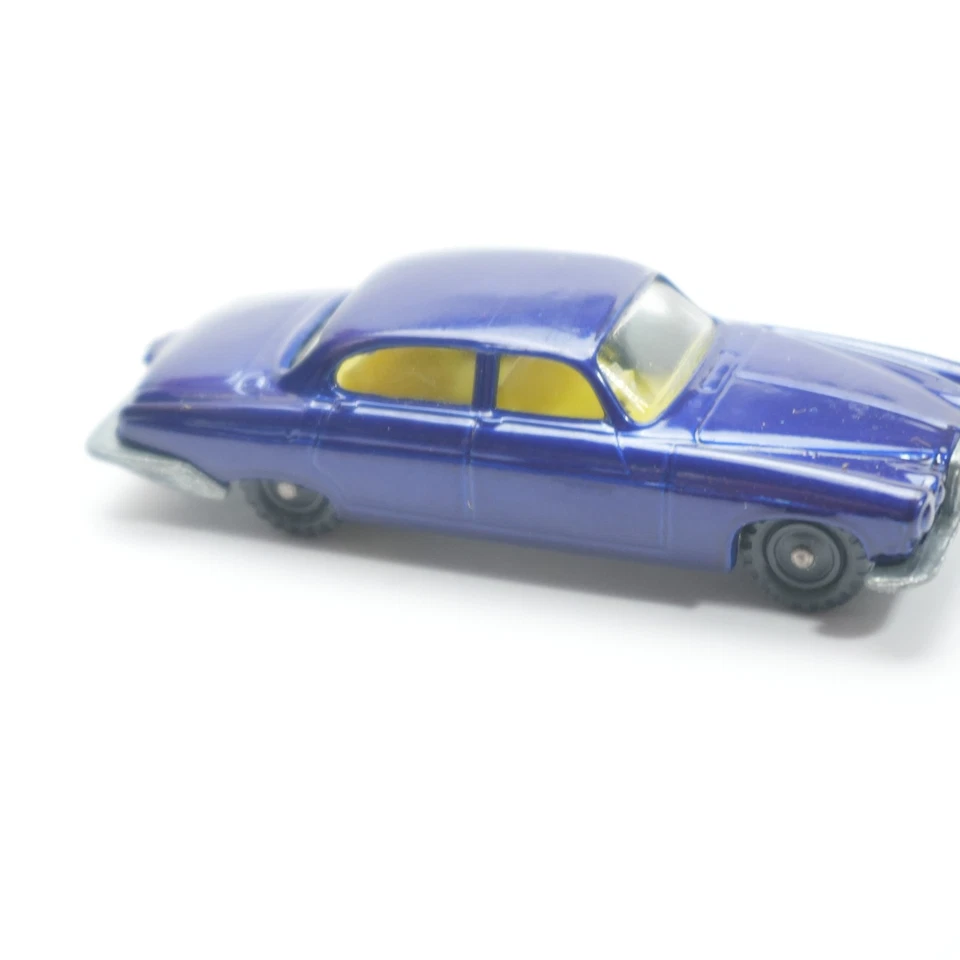 Jaguar MK 10 de colección Matchbox Series azul/púrpura años 60 • por Lesney England Foto 3 de 4