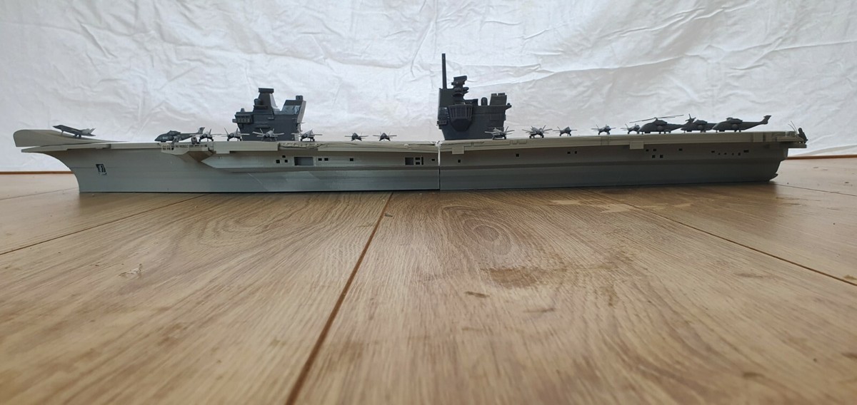 模型製作用品 1/350 HMS QUEEN ELIZABETH WW2 Battleship 1/350 Trumpeter HMS Queen Elizabeth British Battleship 1941