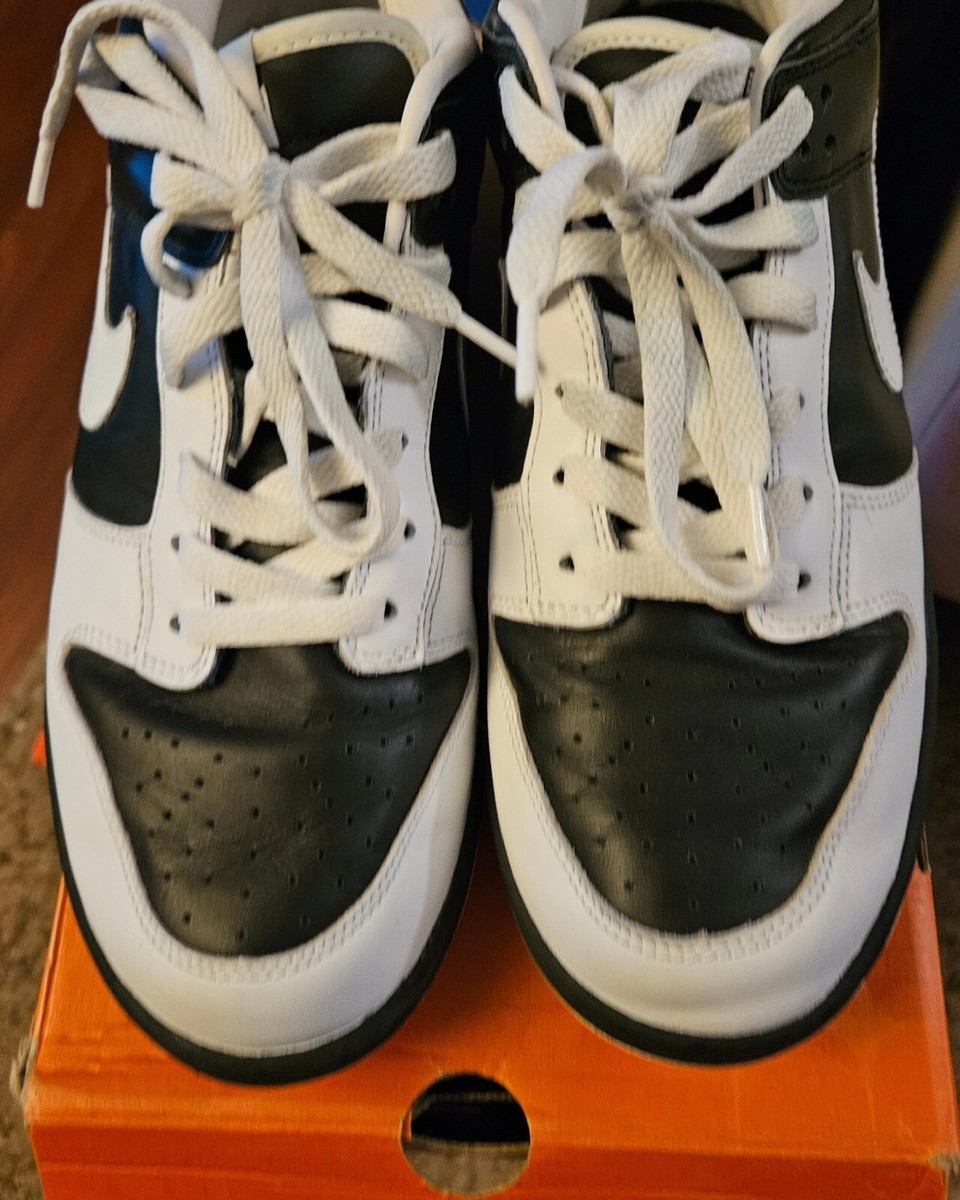 Nike Dunk Low Barcode Le SIZE 9.5M Pre Owned With Damaged Nike Dunk Low Barcode Le SIZE 9.5M Pre Owned With Damaged