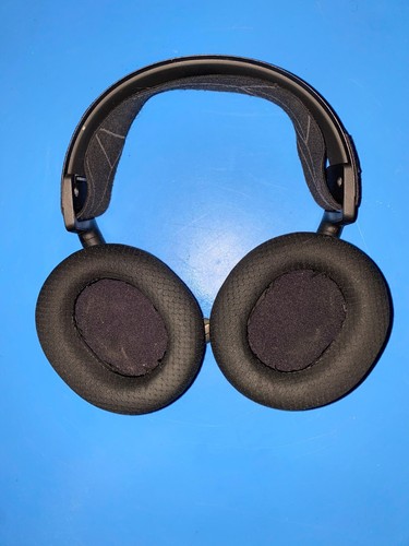 SteelSeries Arctis 7 (2019) Multi-platform Wireless Gaming Headset - Picture 4 of 6