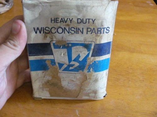 NOS Wisconsin B1370 Bracket - Picture 2 of 5