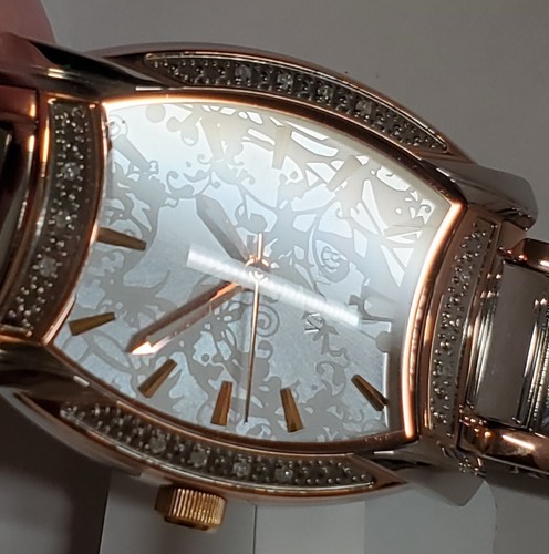 Bulova 98R138 14 Diamonds White MOP Dial Rose Gold and Silver Tone Women's Watch - Foto 3 di 3