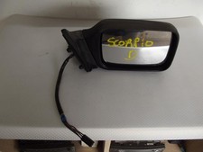 Retroviseur droit (ou coque) Ford SCORPIO