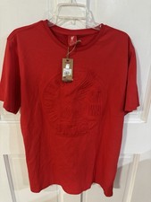 Liverpool FC Men  s Large Embossed Tee Red NWT
