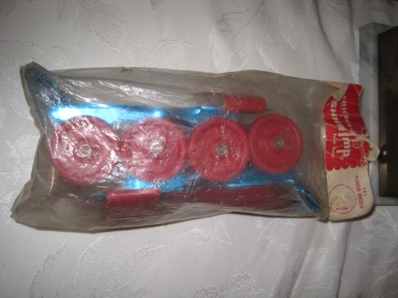 NOS unused !Vintage Chicago Roller Skates in bag childs size