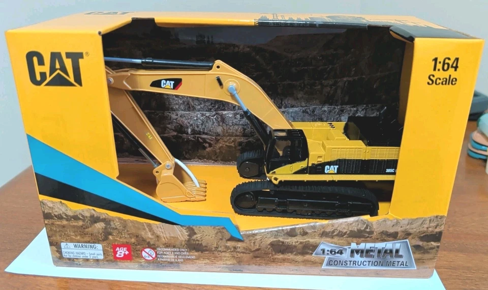 Excavadora hidráulica 1/64 Caterpillar CAT 385C L Diecast Masters 84651 Foto 2 de 4