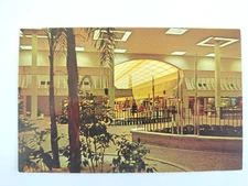 VTG Postcard Greenbriar Mall Interior Atl Georgia Scenic South 41979 Unposted