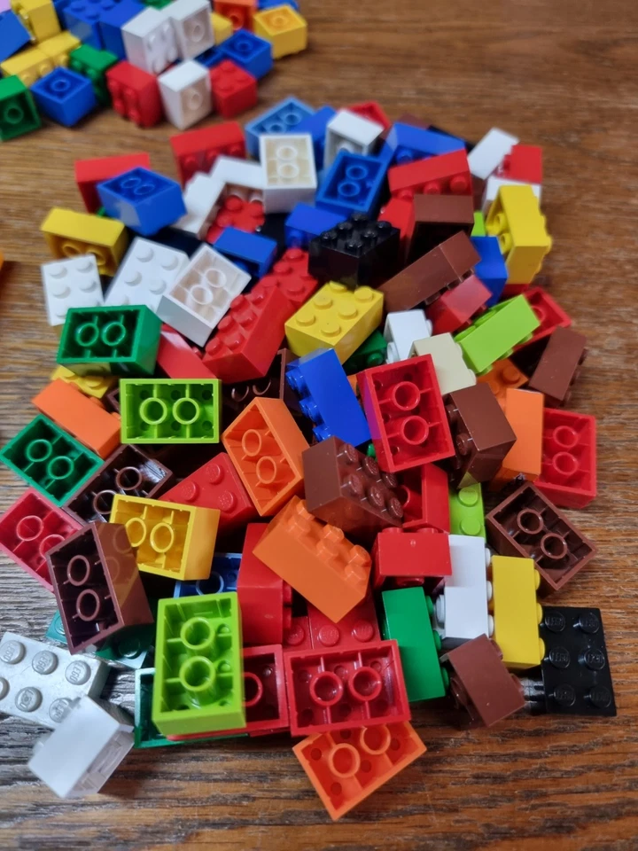 LEGO 300 Hohe und Zweireihige Basic Steine zu Verkaufen. Inkl. Versand. Top - Bild 3 von 4