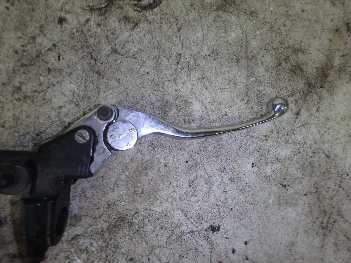 1998 Kawasaki ZX7-R ZX7R ZX7 ZX750 ZX 750 Front Brake Master