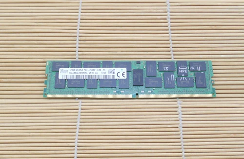   HPE 815102-B21 128GB Octal Rank x4 DDR4-2666 CAS-22-19-19 3DS Load Reduced Mem