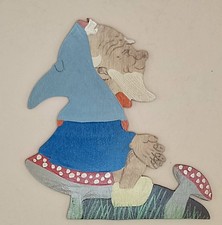 Wunderschönes altes Märchen Holz-Bild  Zwerg mit Fliegenpilzen - Mid-century
