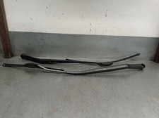 983102S000 WISCHARM SCHEIBENREINIGUNG VORN RECHTS / 983202Y000 / 983102S000 / 52