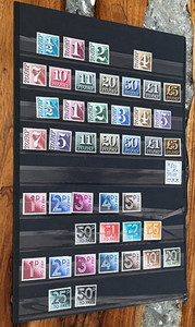 LOT BRITISH POSTAGE DUE STAMP SETS HIGH CV $$!! MNH WITH GUM FRESH VF !!