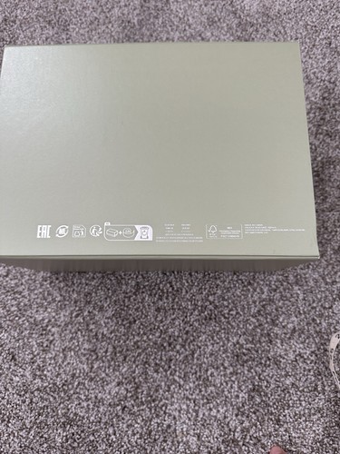 Authentic Van Cleef Arpels Large Empty Gift Box 10”x8”x 6” w/ Empty Box - Picture 6 of 6