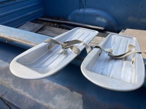 Vintage Aluminum Snow Ski Shoes❄️North Cabin Decor Cool L👀K! ⛷️