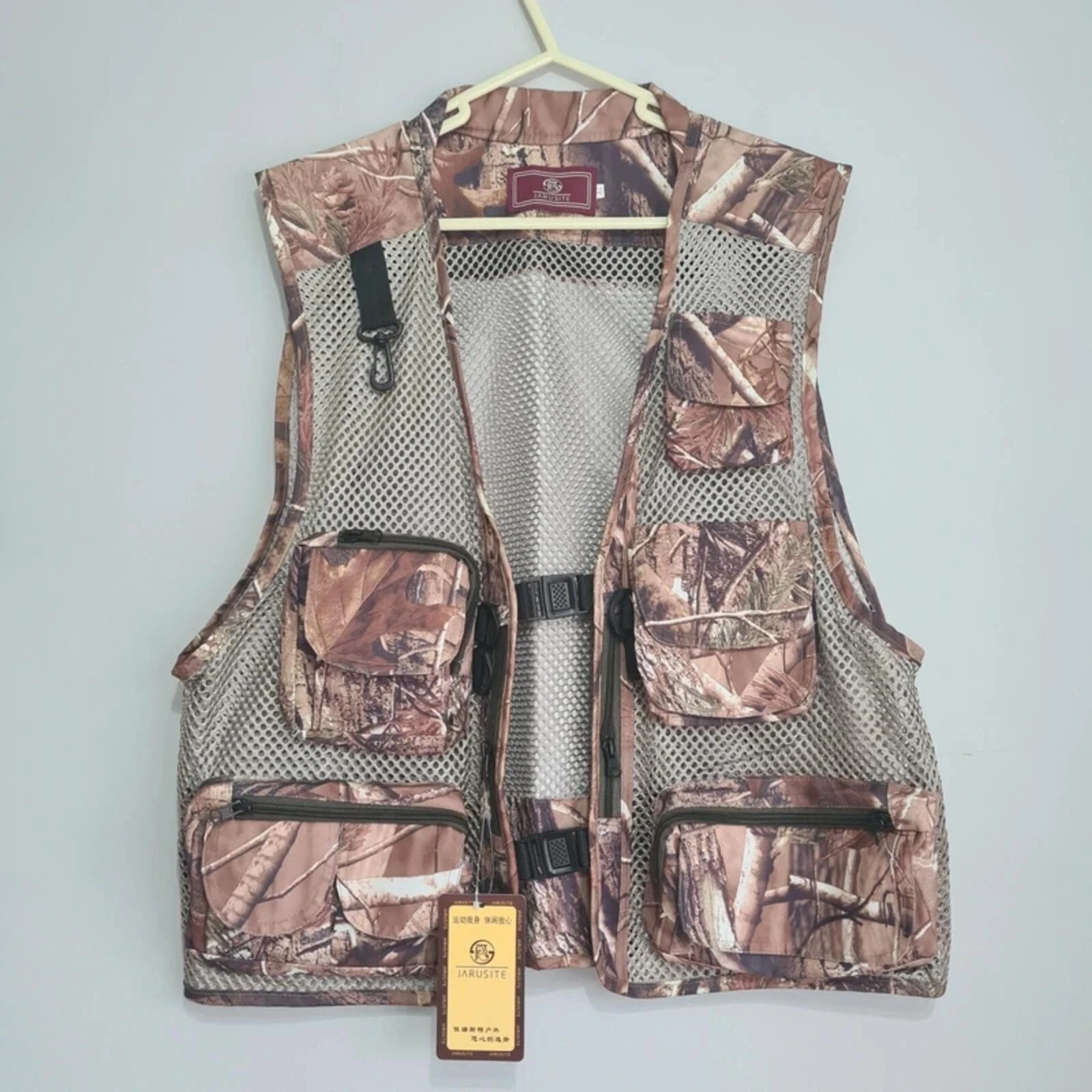 Jarusite XL Fishing Vest Green Camouflage Hunting Utilty E21