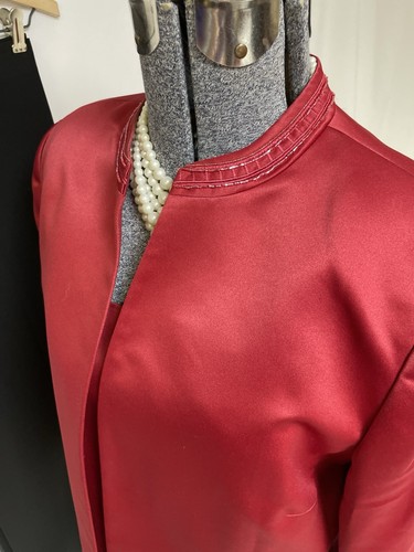 Kasper Pant Suit Size 18 Three Piece Set Red Embellished Shine Black Side Zip - Picture 7 of 24