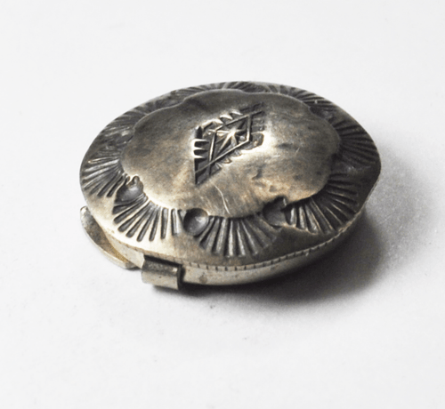 Vintage Sterling Southwestern Rays Etched Round Domed Button 19mm - Picture 2 of 3