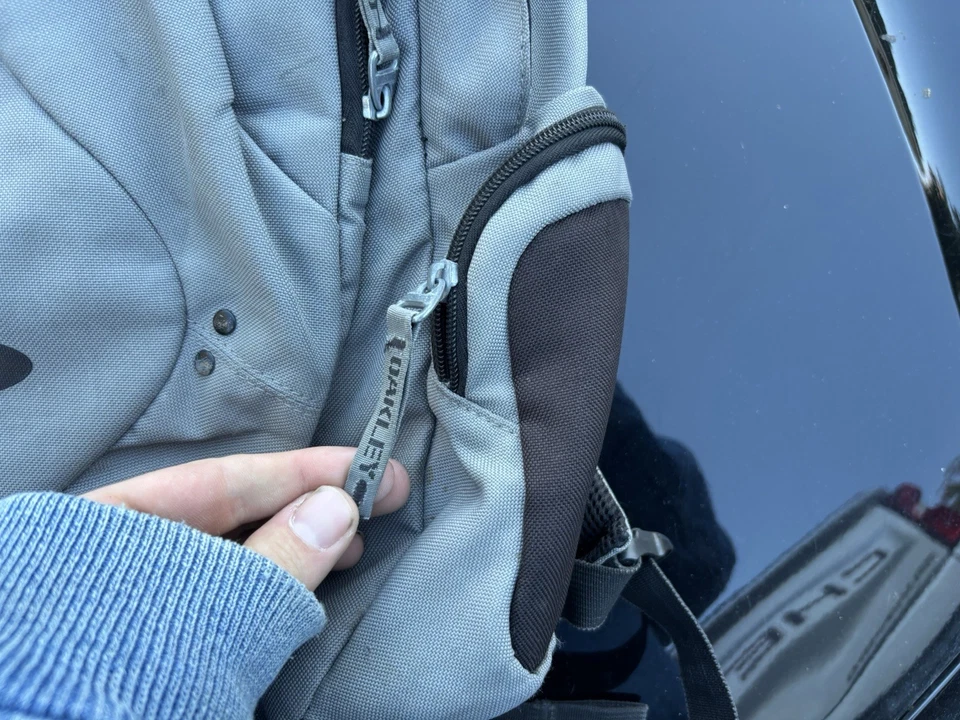 Oakley Vintage Gray Backpack Tactical Field Bag Hiking Book School Icon Laptop - Image 3 of 4