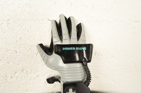 Nintendo NES Power Glove with Sensor Bars OEM Authentic