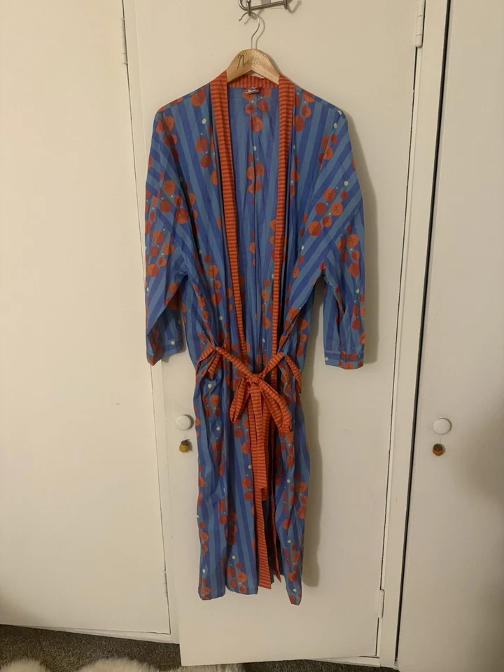 BATA DE BAÑO BLOCK SHOP TEXTILES “GROSSY PELOSI” EDICIÓN ESPECIAL EN TOMATE de verano Foto 2 de 4