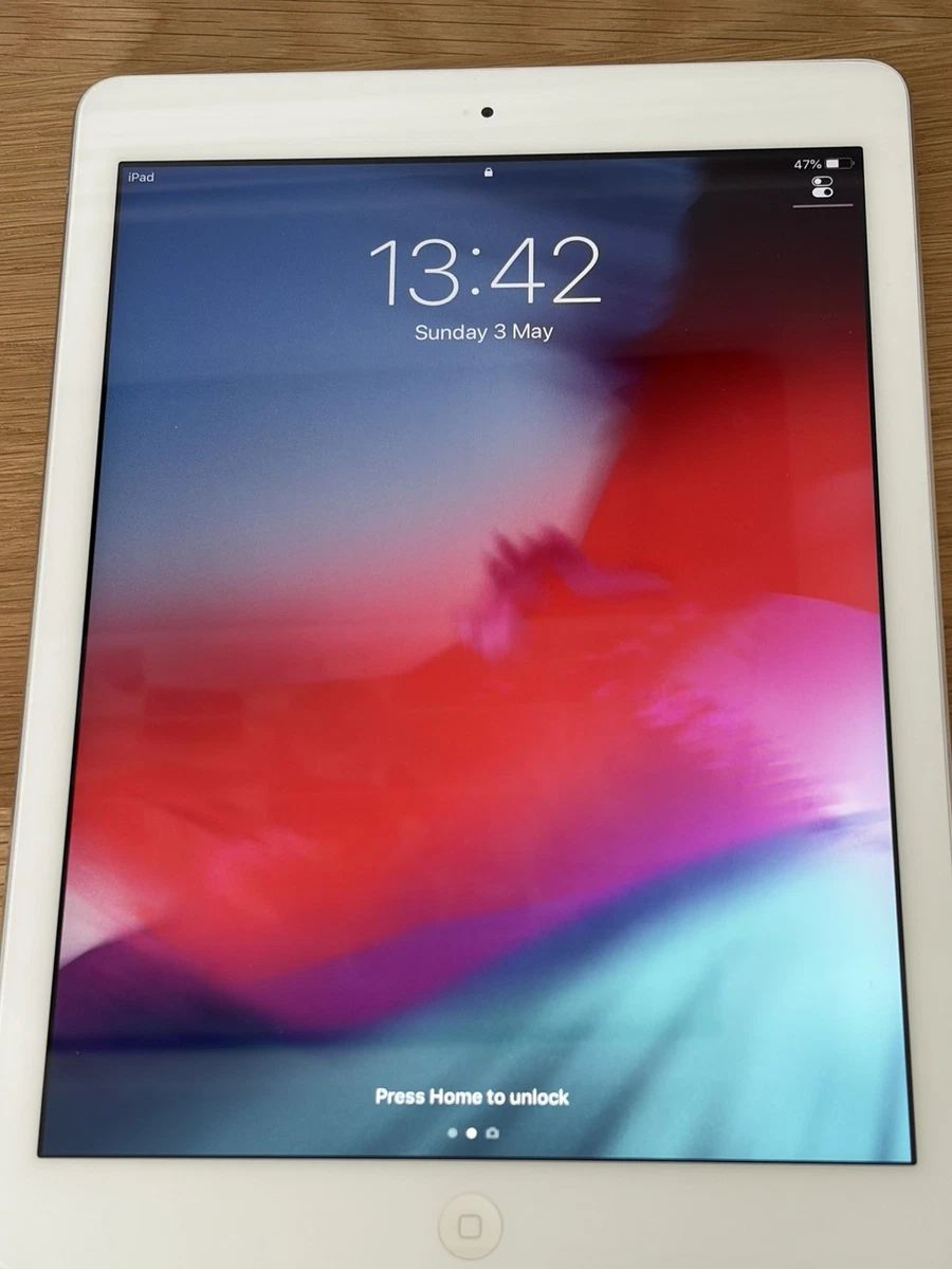 Apple iPad Air 1st Generation 32GB Tablets & eBook Readers for