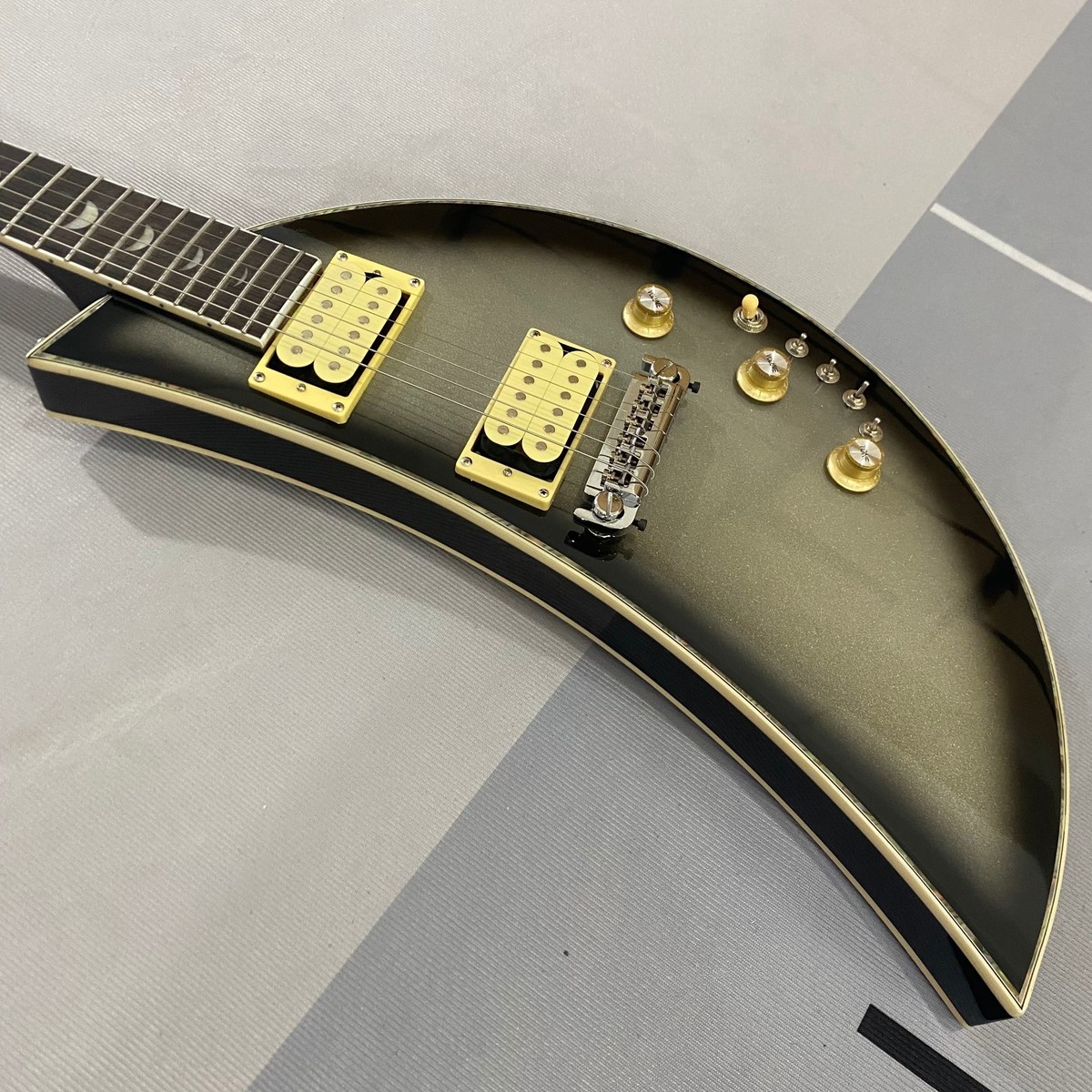 Rare Kawai MoonSault Metallic Blackburst Electric Guitar,Moon