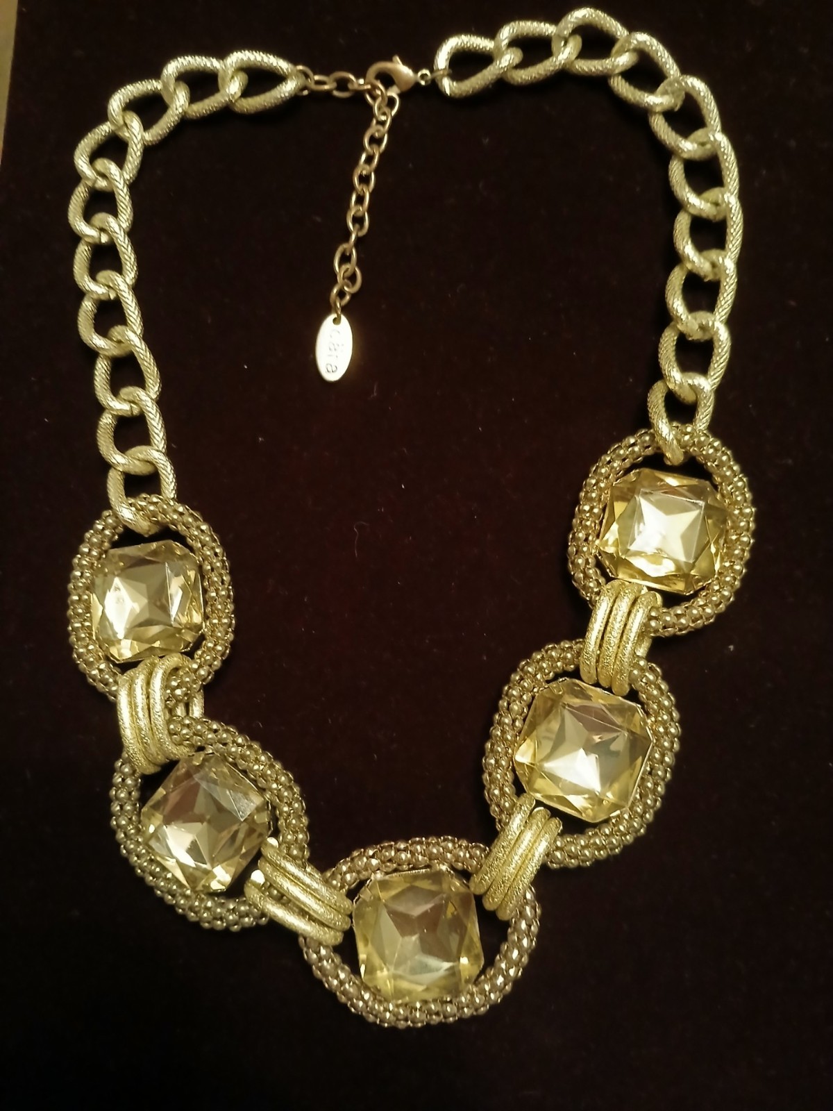 Cara NY Necklace, gold tone chain w/champagne color stones 20
